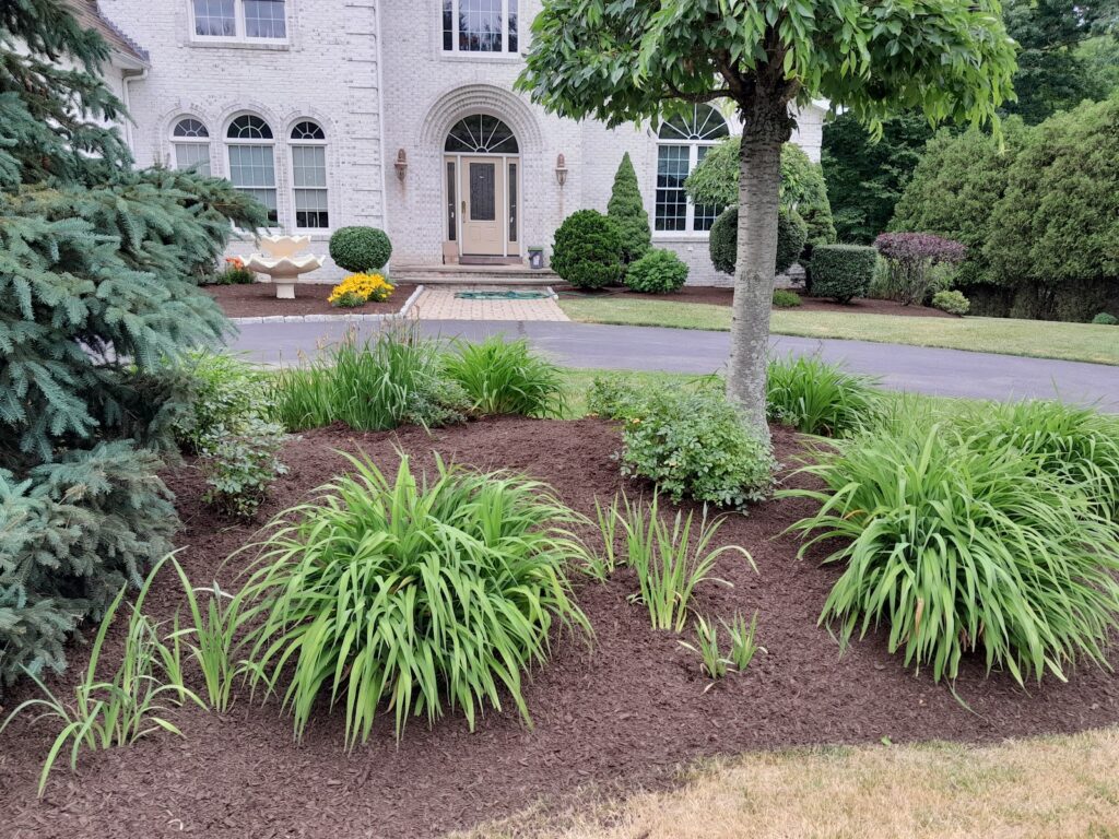 Gallery image - work by Jeff's Landscaping LLC in Providence, RI