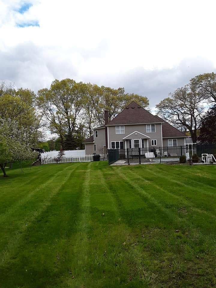 Gallery image - work by LG Landscaping LLC in Central Falls, RI