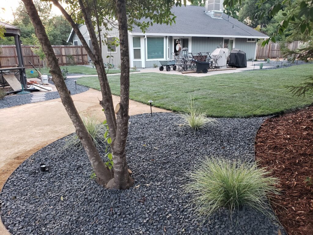 google-ChIJNRP_EANx0WgRQLxKi7PbwzI-0-3 - work by Clifford Landscape Contractors in Redding, CA