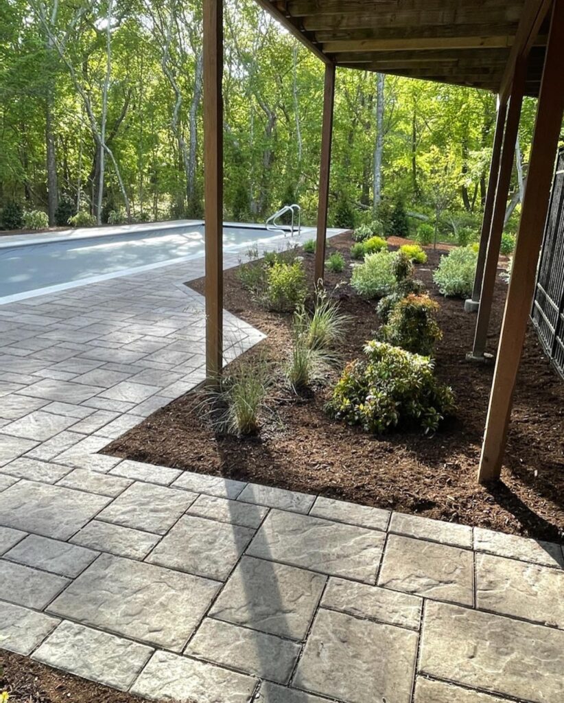 Gallery image - work by 4 Site Lawn & Landscape in West Greenwich, RI