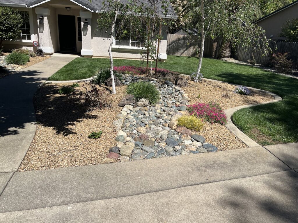 Gallery image - work by Alcala Landscape Design in Redding, CA