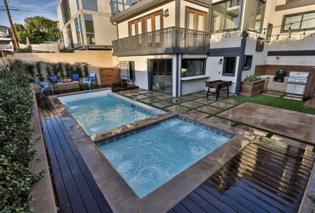 Gallery image - work by Cutting Edge Landscape Design in Long Beach, CA