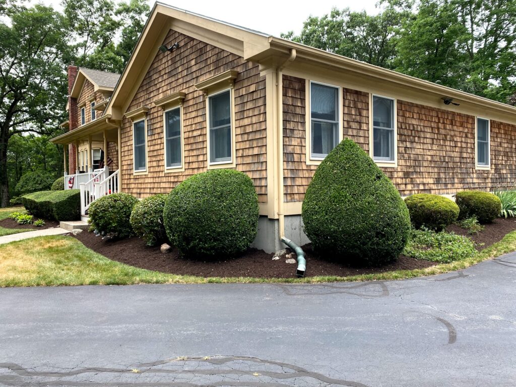 Gallery image - work by JR Landscaping in Cumberland, RI