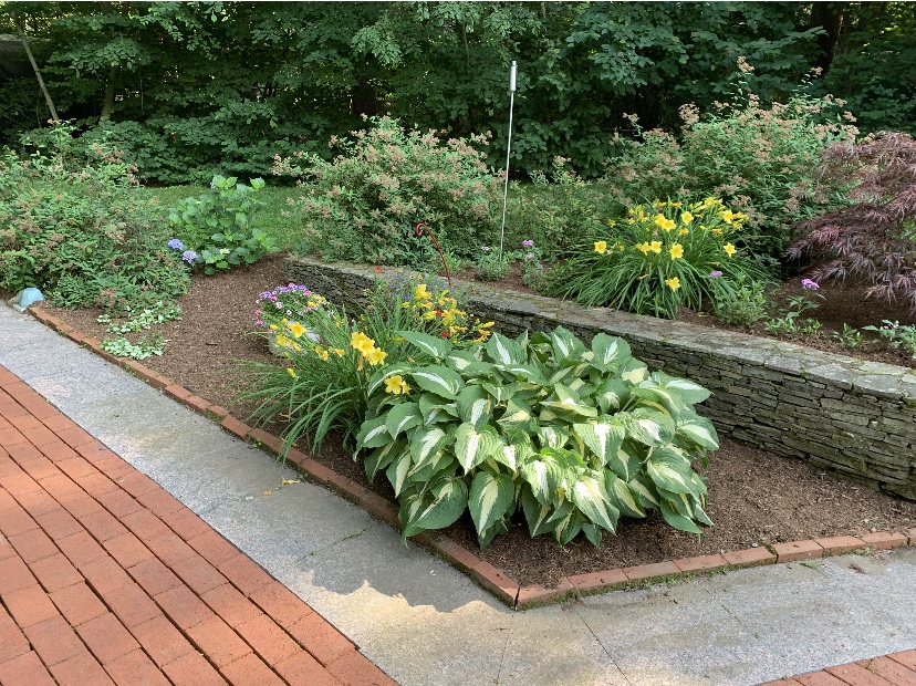 Gallery image - work by JR Landscaping in Cumberland, RI