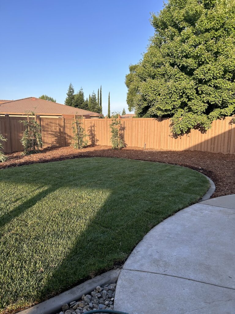google-ChIJRQIEVrGS0lQRIQwYusSWeNs-4-3 - work by K & K Landscape Contractor in Redding, CA