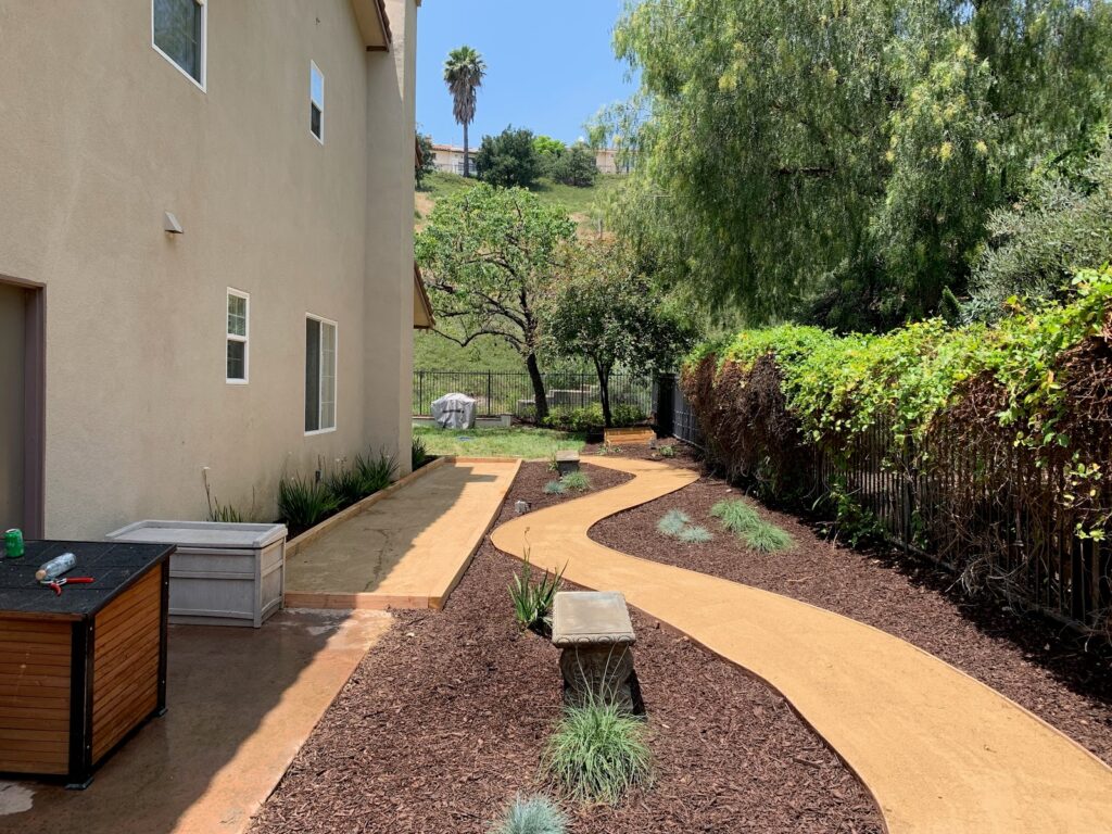 Gallery image - work by Diaz Landscaping Services in Los Angeles, CA