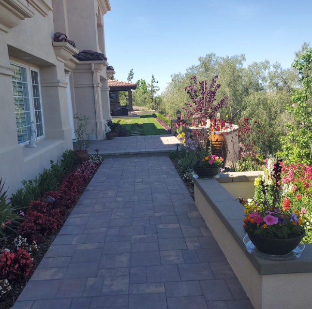 Gallery image - work by Cal Oasis Design Associates in Riverside, CA