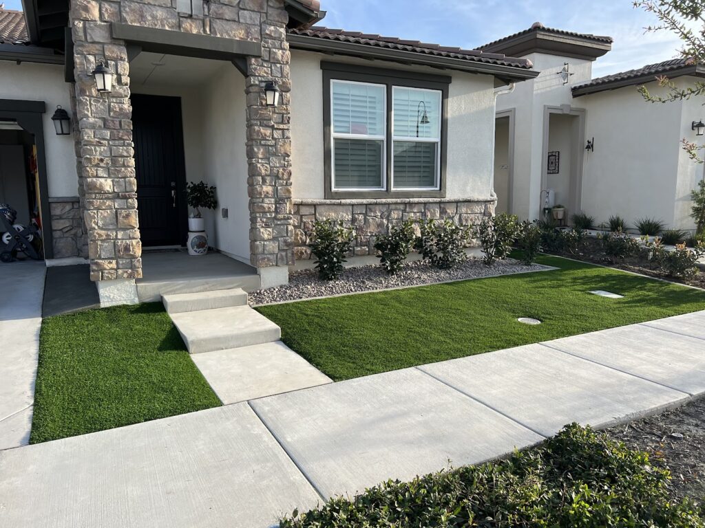 Gallery image - work by Valley Pacific Landscape, Inc in Riverside, CA
