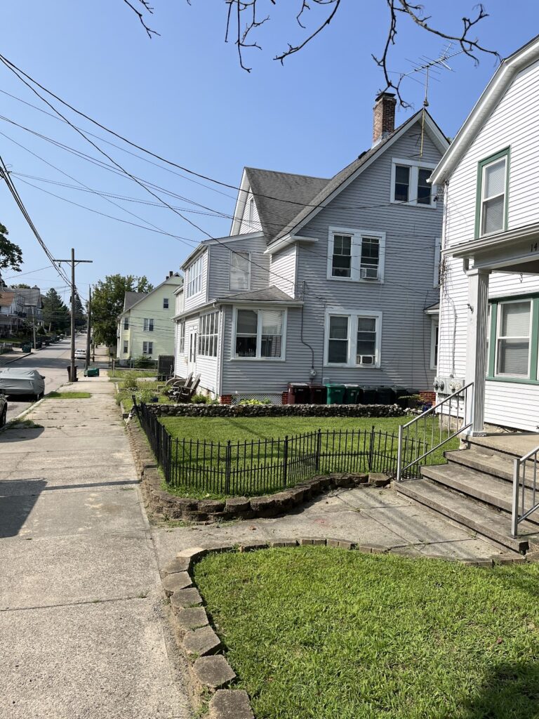 Gallery image - work by Ortiz Outdoor Service in Woonsocket, RI