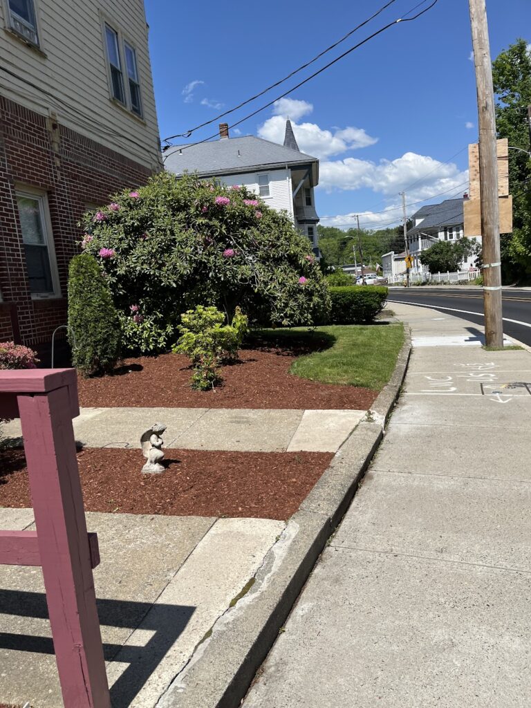 Gallery image - work by Ortiz Outdoor Service in Woonsocket, RI