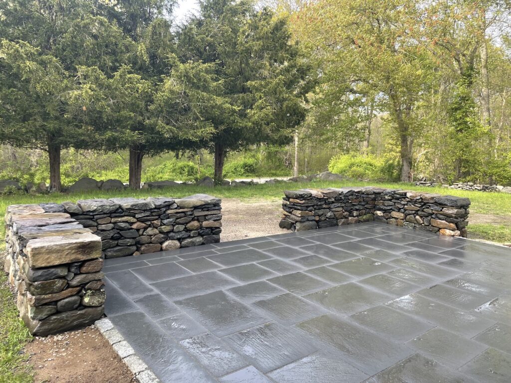 Gallery image - work by Hanson Lawn Care LLC. in Jamestown, RI