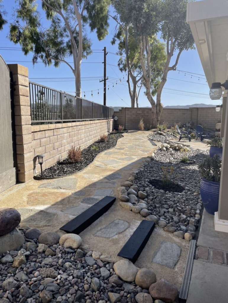 Gallery image - work by AR Tree Service & Landscaping Inc. in Anaheim, CA