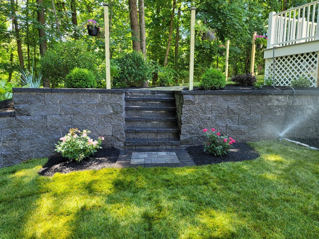 Gallery image - work by New Edge Lawns & Landscape in Woonsocket, RI