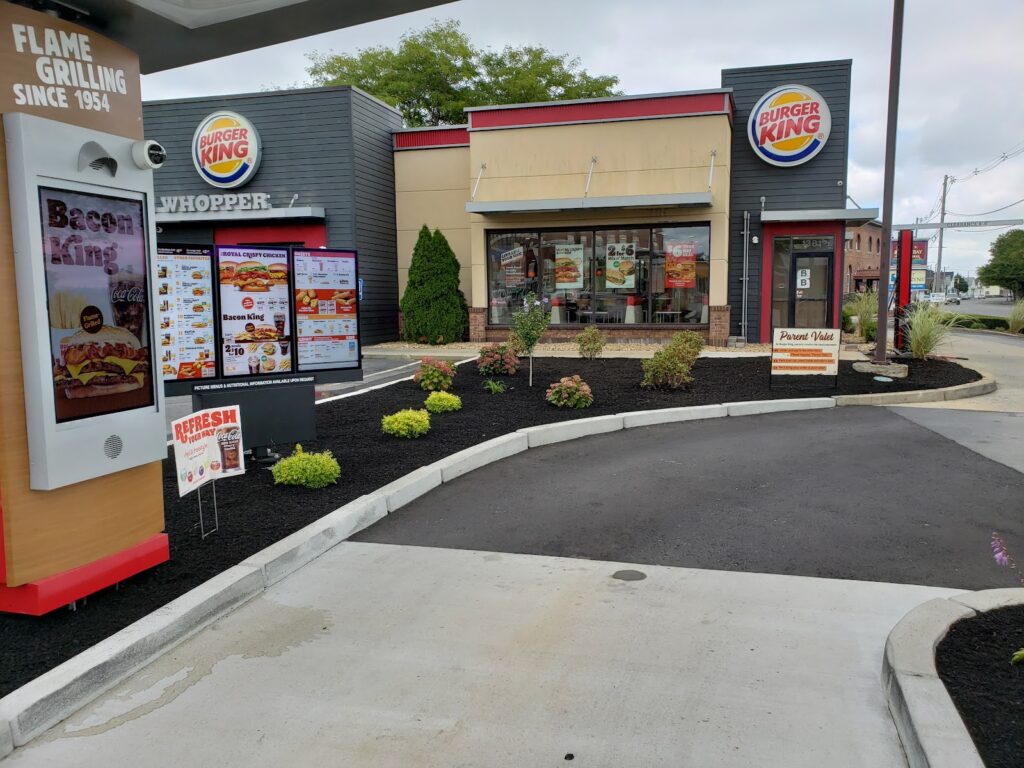 Gallery image - work by New Edge Lawns & Landscape in Woonsocket, RI
