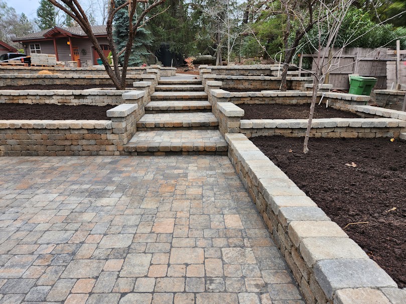 Gallery image - work by Paradise View Landscaping Inc in Grass Valley, CA