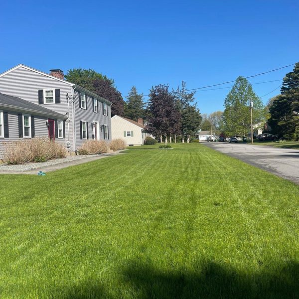 Gallery image - work by 855-RILAWNS in North Kingstown, RI