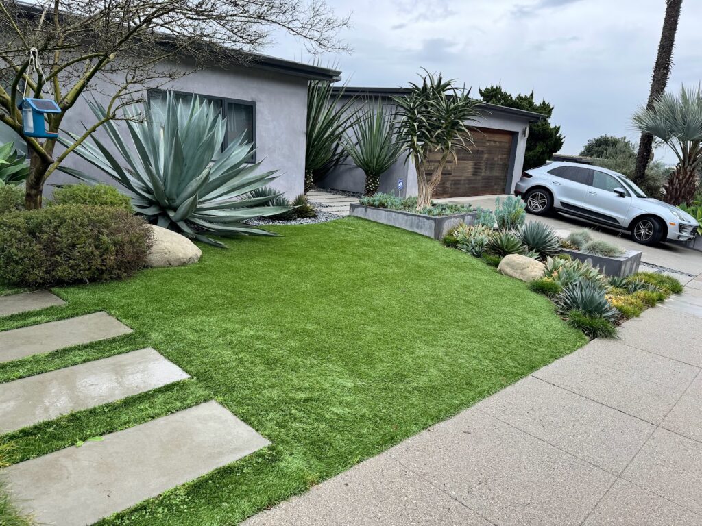 Gallery image - work by AJP LANDSCAPE INC in Los Angeles, CA